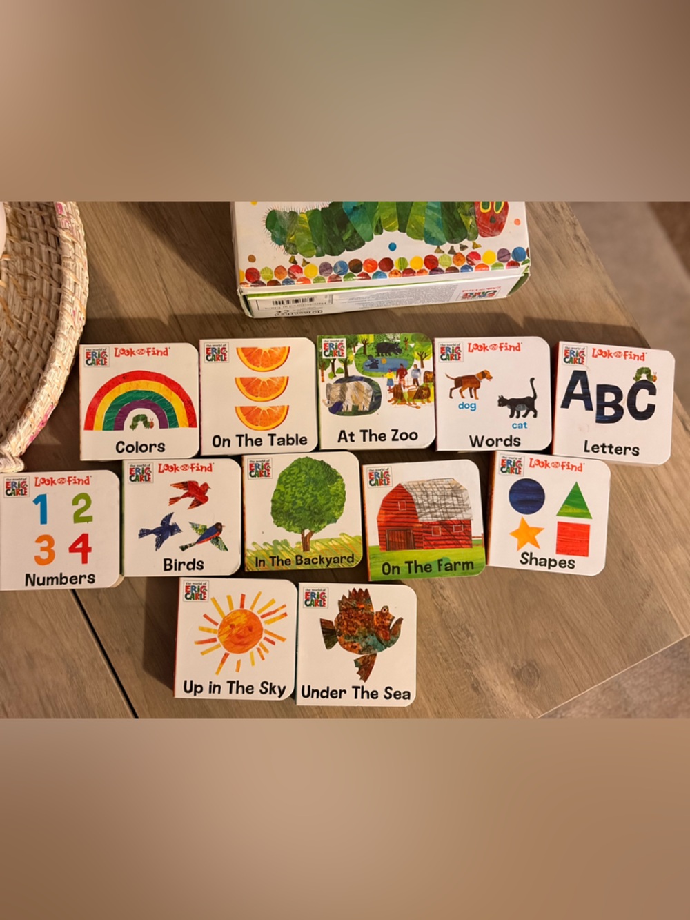 Eric Carle - Kids 12 mini books - Picture 3 of 3